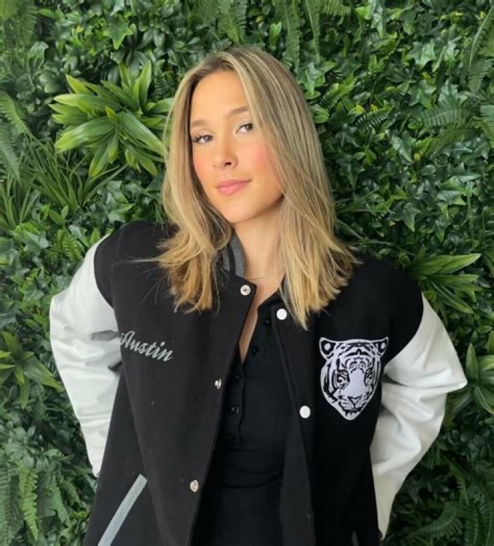 Allie Haze - Net Worth, Age, Height, Birthday, Bio, Wiki!