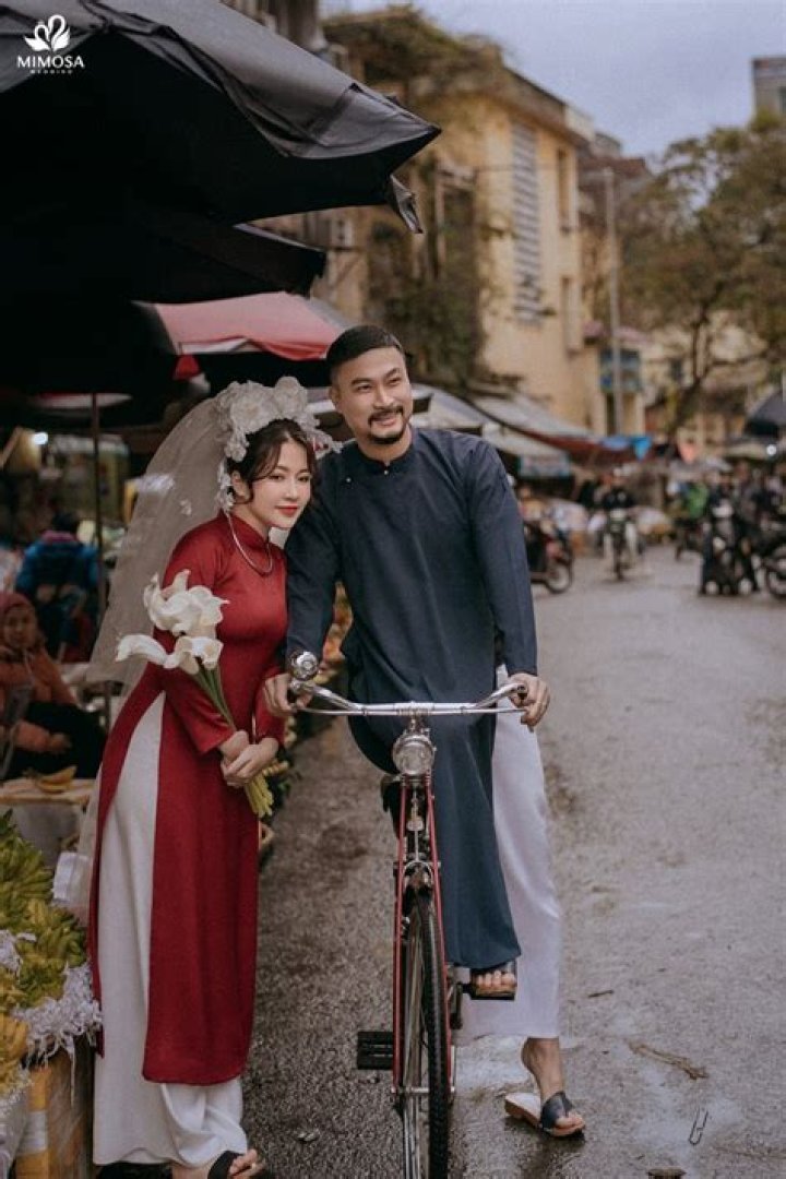 Anh Áo Đen video statistics