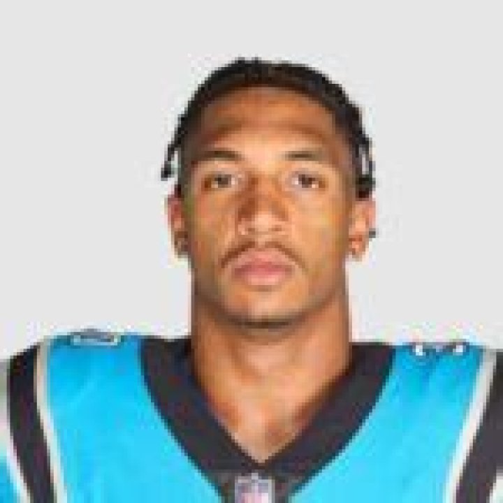 Chuba Hubbard Girlfriend, Parents, Family, Salary & Facts