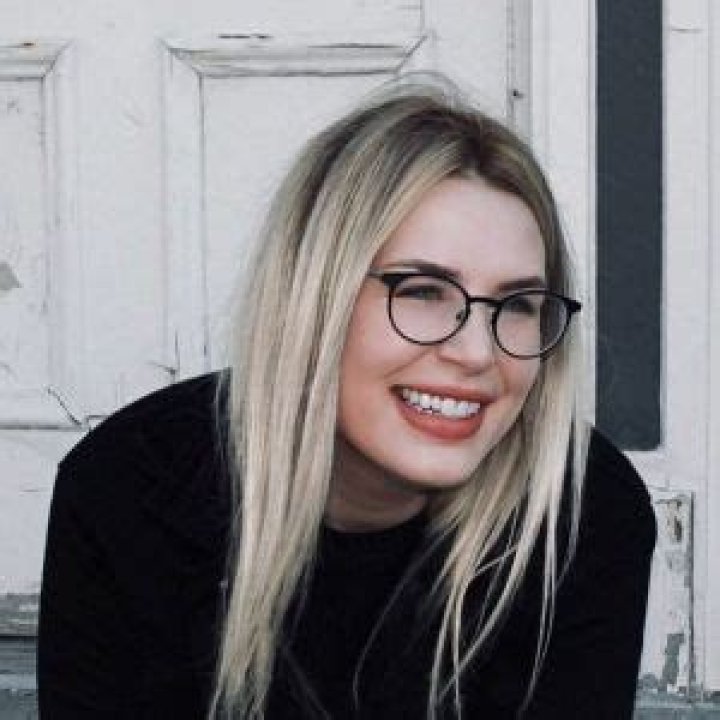 Emily Austin Wikipedia; Parents, Age, Dating, Bio, Net Worth