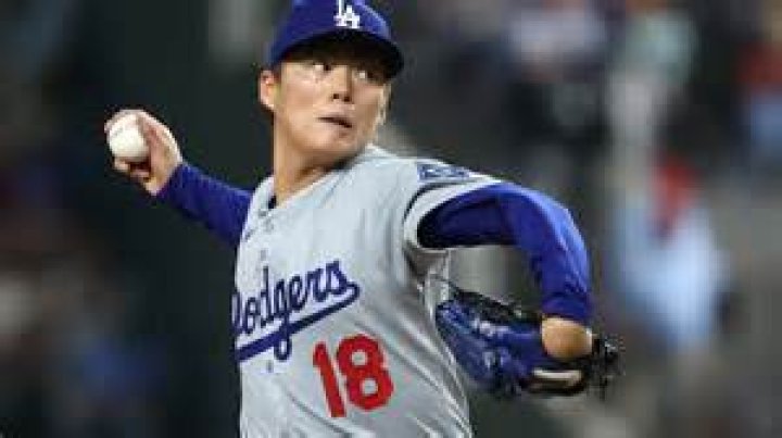 Girlfriend of Yoshinobu Yamamoto: Age, Past Relationship History, and Dating Experiences