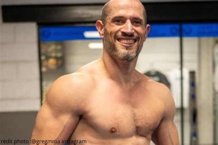 Gregory Bouchelaghem Wikipédia