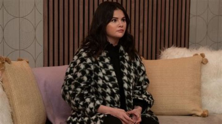 How to dress like Selena Gomez in Only Murders in the Building