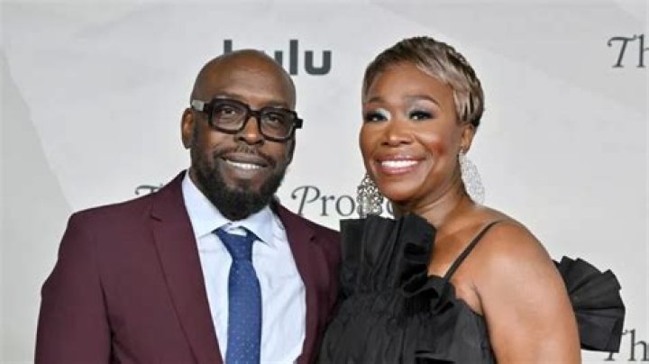 Know About Joy Reid; MSNBC, Husband, Salary, Age, Family