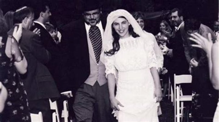 Michael Stone – What Was His Relationship With Mayim Bialik?