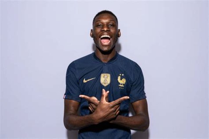 Randal Kolo Muani Religion