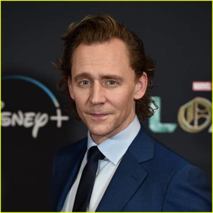 Tom Hiddleston - Celebrity